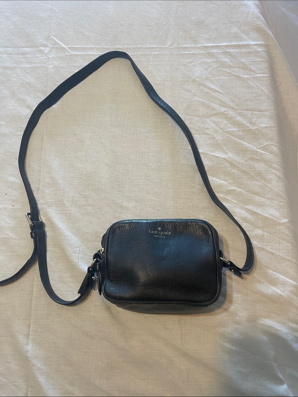 kate spade Black Pebbled Leather Crossbody Camera Bag